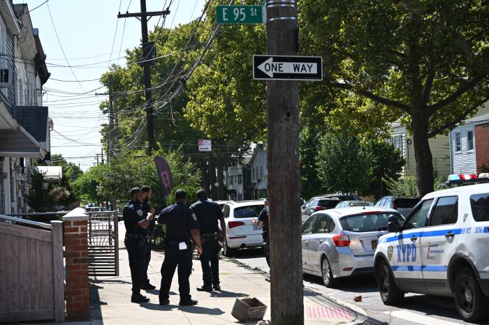 police investigate crime scene in Brooklyn