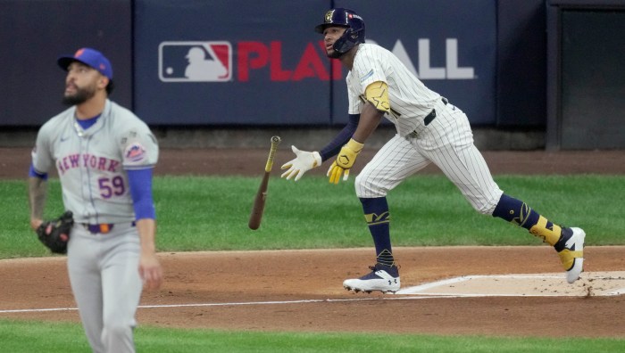 Jackson Chourio homers Mets Brewers Game 2