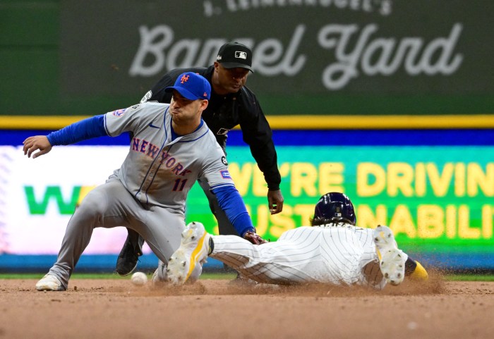 Jose Iglesias tag Wild Card Mets Brewers