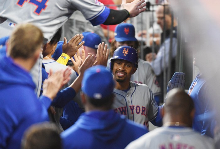 Francisco Lindor Mets celebrate NLDS Game 1