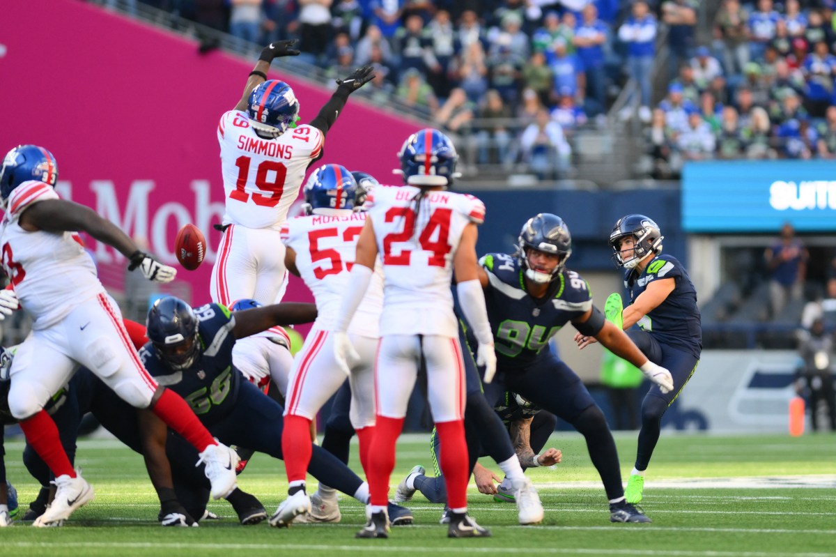 Isaiah Simmons FG block Giants Seahawks