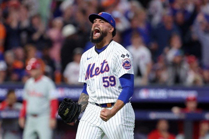 Sean Manaea yells Mets Phillies Game 3 NLDS