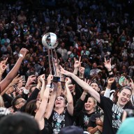 Liberty win WNBA title 2024 celebrate trophy