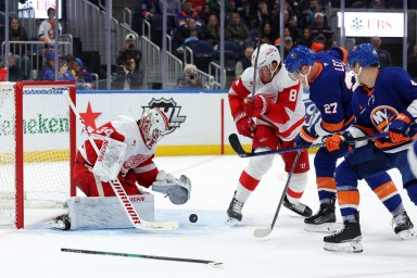 Alex Lyon Islanders Red Wings