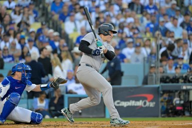 Anthony Rizzo Yankees World Series Game 2