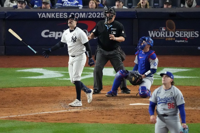 Austin Wells home run World Series Game 4 Yankees