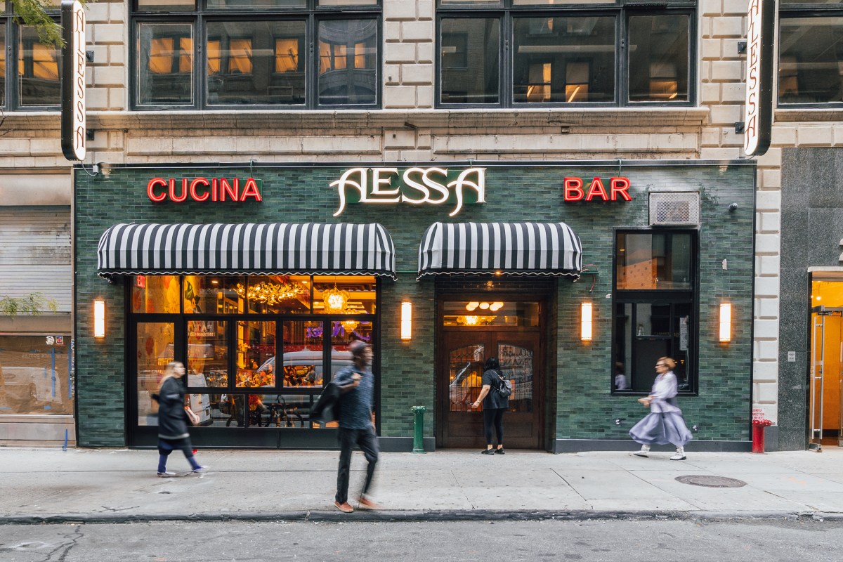 Storefront of Alessa Cucina e Bar