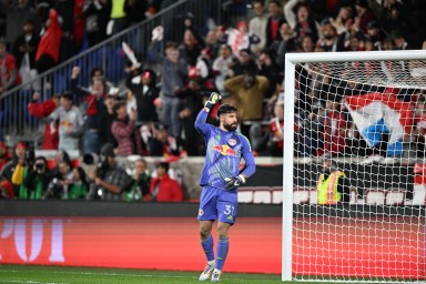 Carlos Coronel celebrates penalty save Red Bulls Crew playoffs