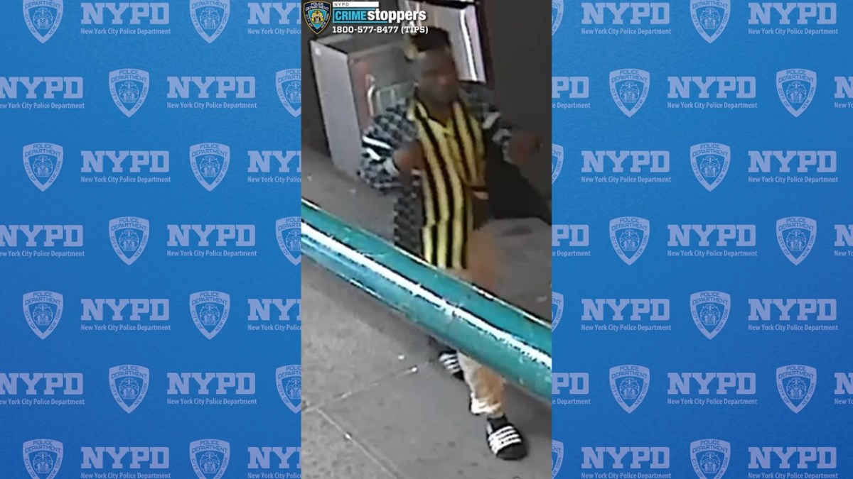 Perp in bee-inspired clothes stabs man during argument in the Bronx