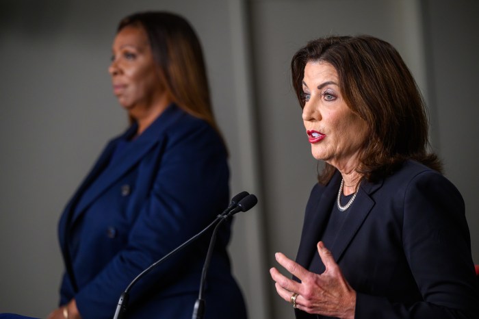 Gov. Kathy Hochul and Attorney General Letitia James speak about congestion pricing and second Trump administration