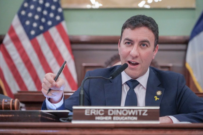 Dinowitz addresses CUNY Chancellor during the follow-up hearing on Nov. 25 