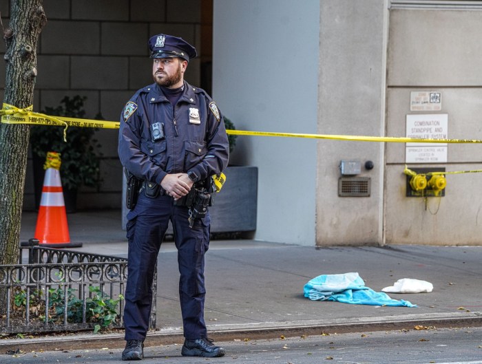 Police at scene where construction worker was stabbed dead in Chelsea