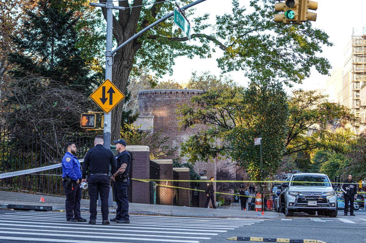 Manhattan scene where child was shot