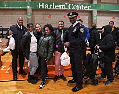 NYPD turkey giveaway in Harlem