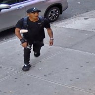 Suspect in Manhattan stabbing