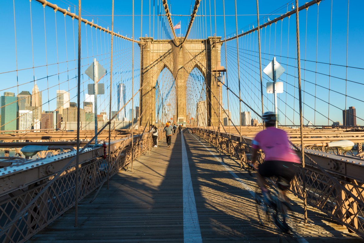 Bicyclist crossing the Brooklyn Bridge