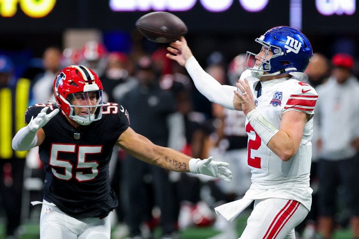 Giants Drew Lock throws pass versus Falcons