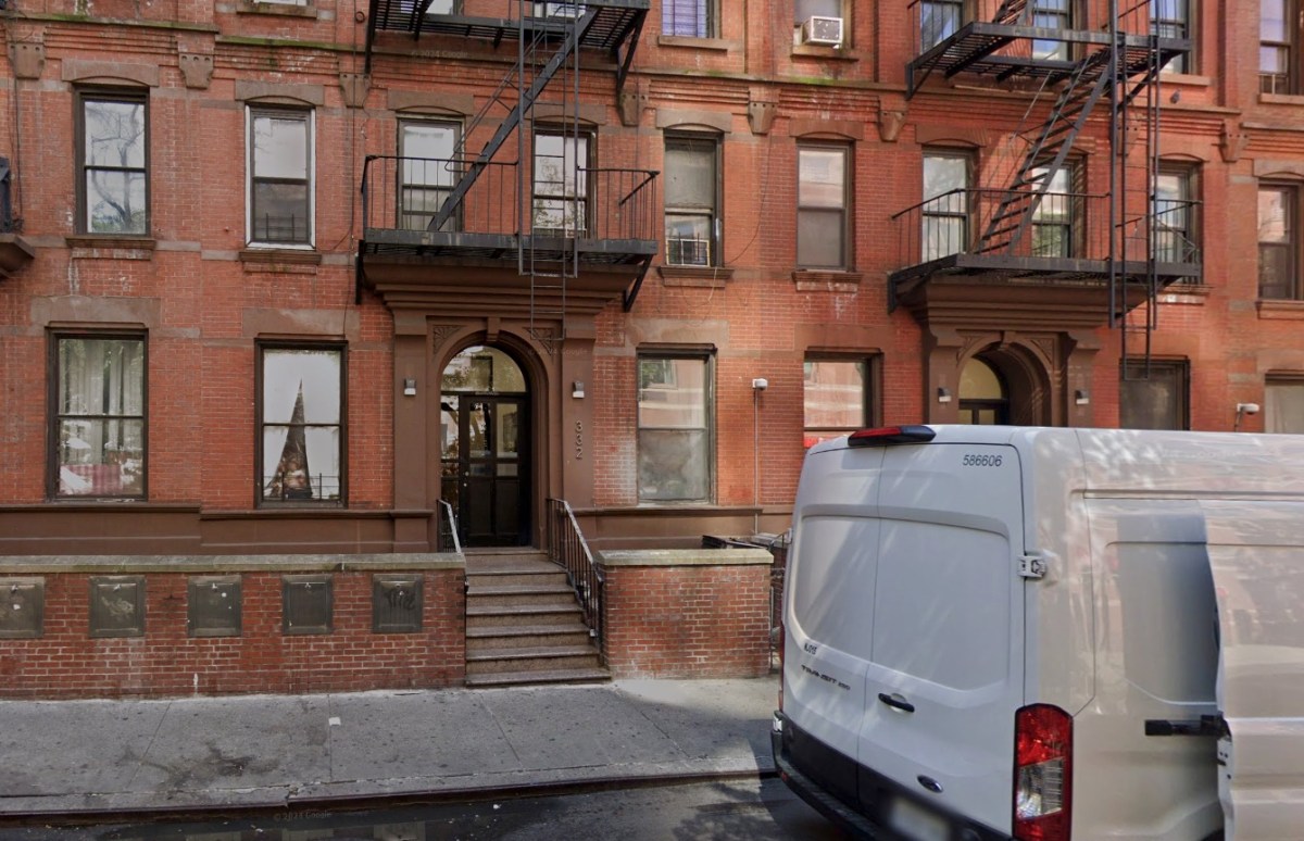 Scene where man was shot dead in Manhattan