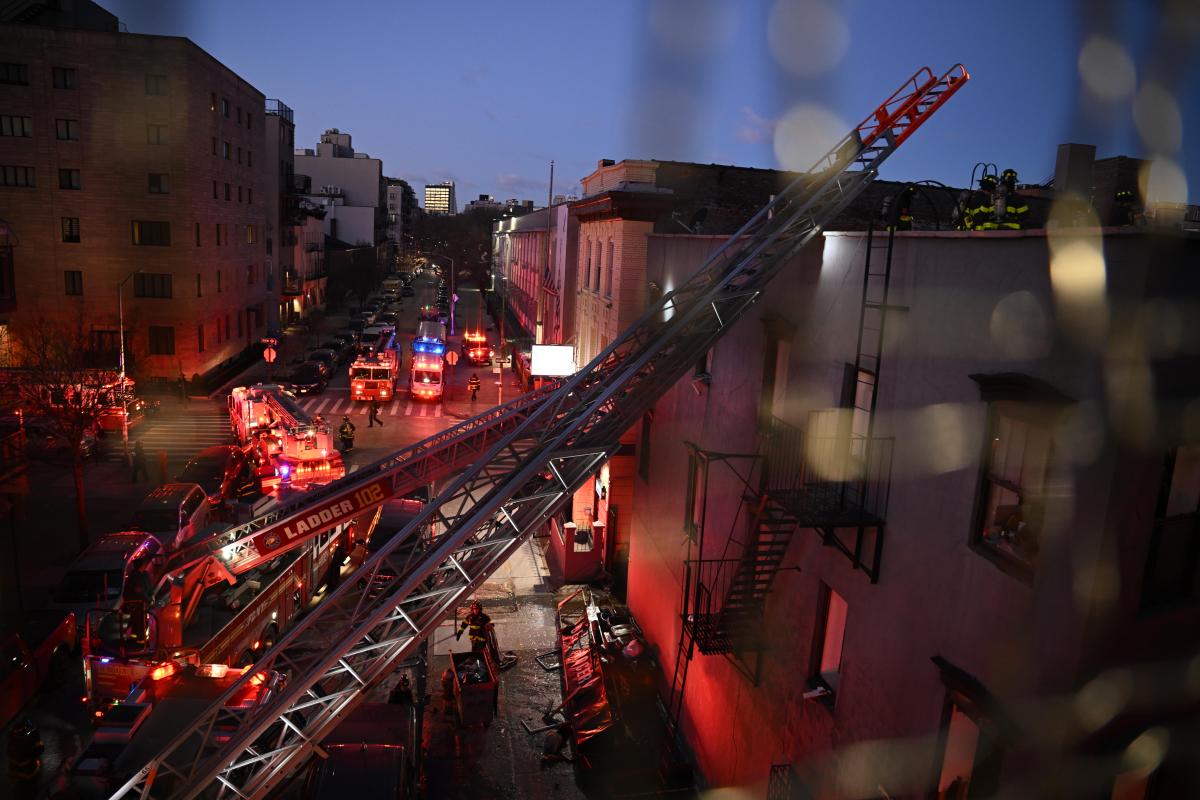 FDNY at Brooklyn deli fire