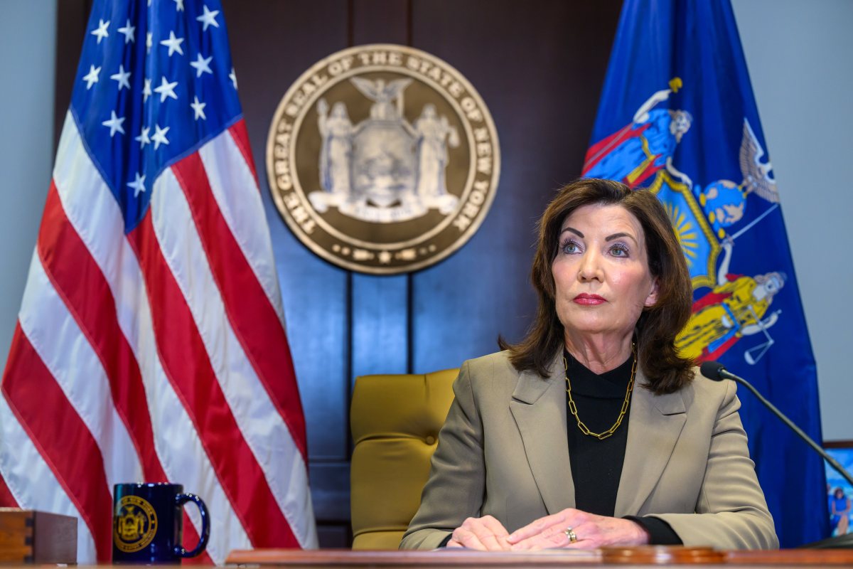 Gov. Kathy Hochul facing mounting pressure