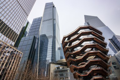 The Vessel and other buildings in Hudson Yards in Manhattan (USA)