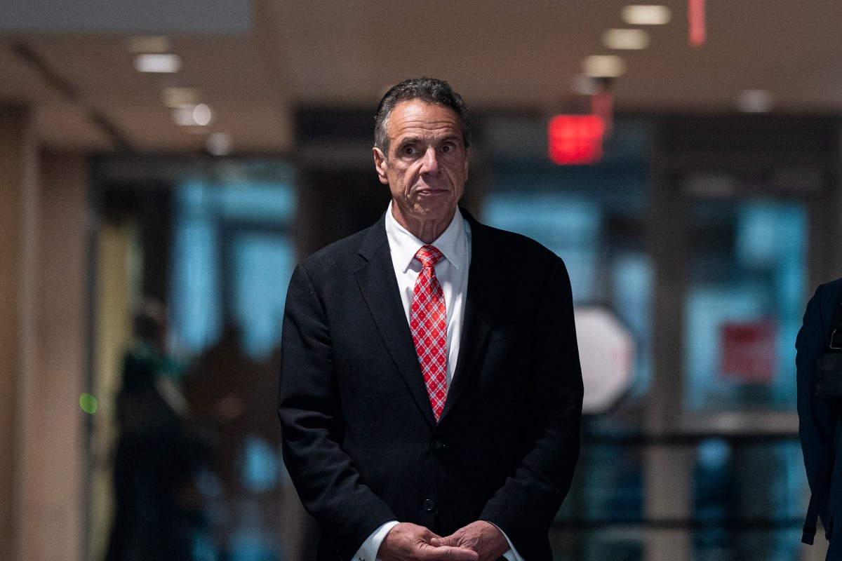 Andrew Cuomo ahead in NYC mayoral poll