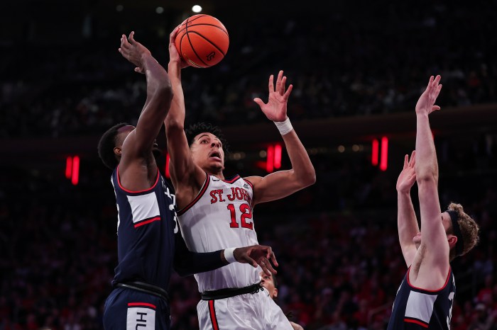 RJ Luis St. John's UConn