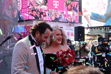 Kimberley Cambron and William Edwards get married in Times Square on Valentine's Day 2025.