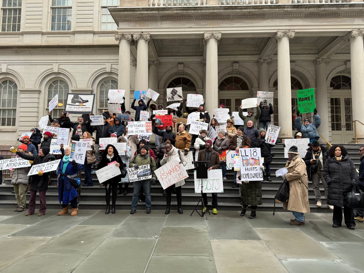 Homeowners protest strict home sharing rules claiming recent laws have harmed the city's economy.