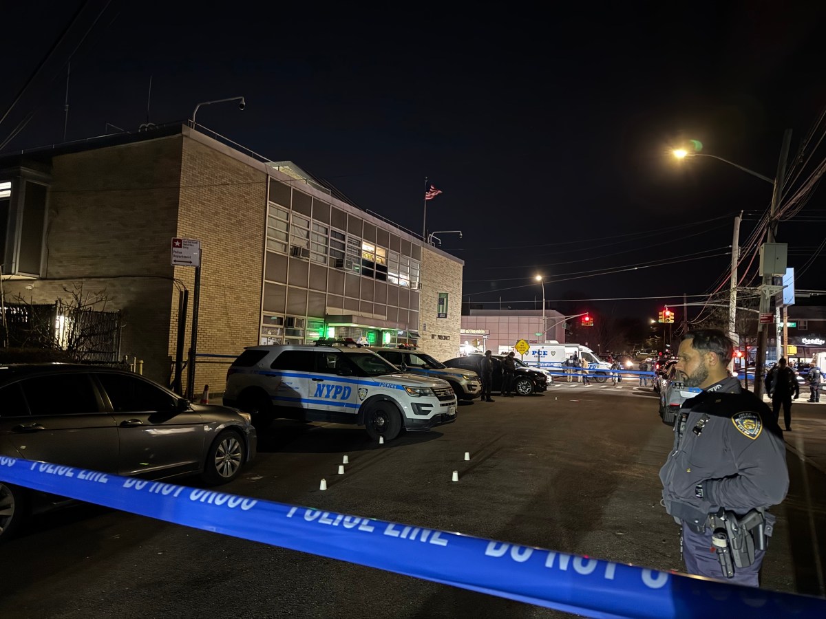 Scene of Queens police shooting