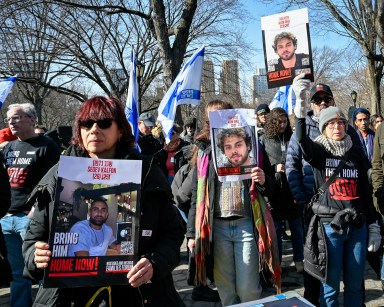 Jewish New Yorkers gathered in Central Park calling for the release of the remaining 63 Israeli hostages still being held by Hamas.