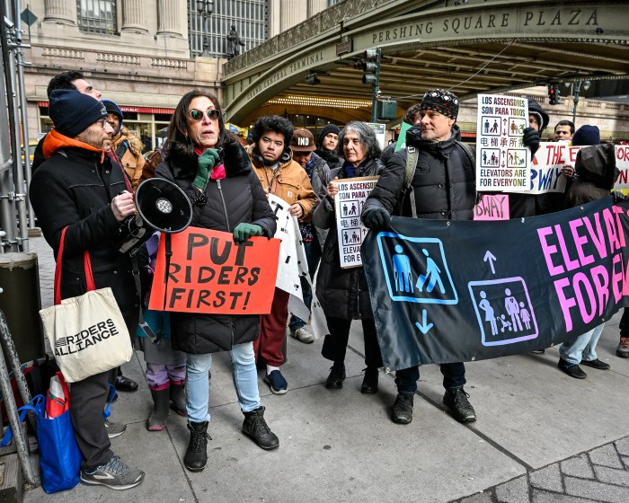 NYC transit advocates rally for funding for MTA capital plan