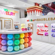 FAO Schwarz and Baublebar have teamed up to create a custom jewelry experience in-store.