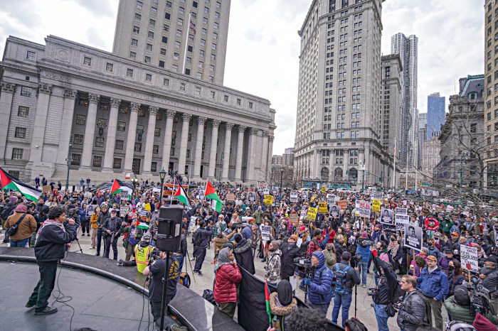 Protesters in Manhattan at hearing of Mahmoud Khalil