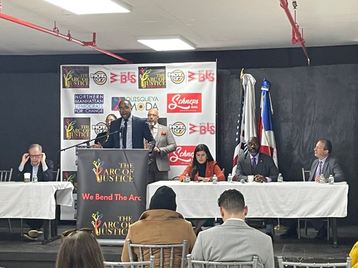 NYC mayoral race forum candidates speaking and listening