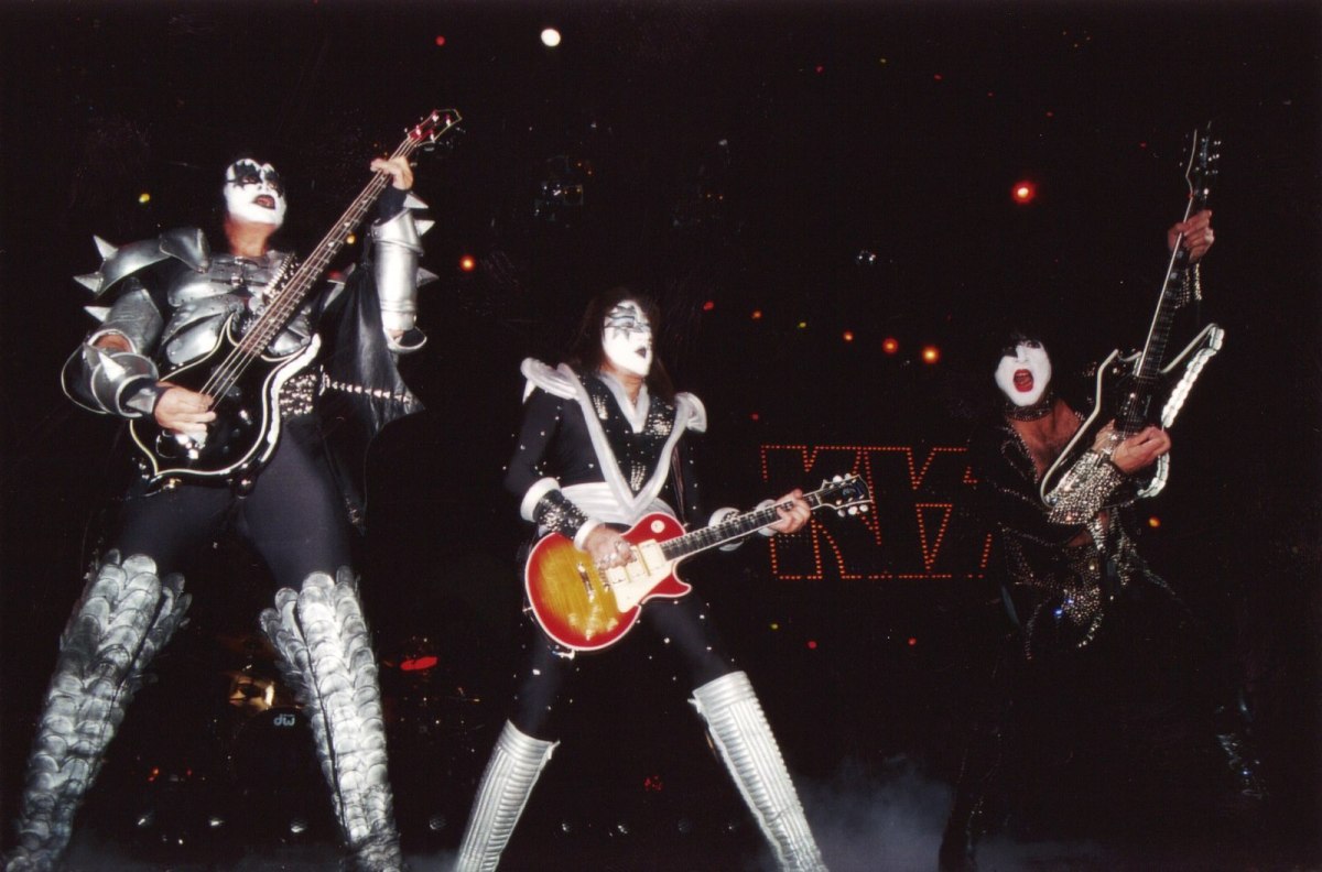 Kiss live in Paris